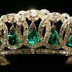 Why is the Grand Duchess Vladimir Tiara important?2