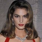 Did Cindy Crawford achieve success later in life?3