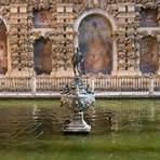 Which is the most beautiful palace in Seville?4