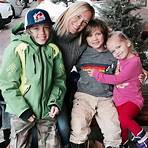 oliver hudson kids and wife3