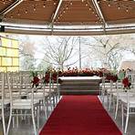 What are the best wedding venues in Queen Elizabeth Park?1