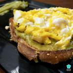 avocado toast ovo mexido1