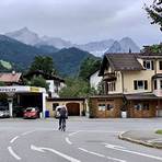 How long does it take to hike Garmisch-Partenkirchen?3