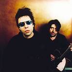 Is Ian McCulloch the best singer ever born?3
