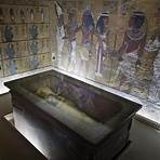 la máscara funeraria de tutankamón4