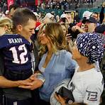 Tom Brady's Big Super Bowl Announcement programa de televisión4