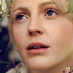 Who is Laura Marling?4