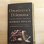 The Omnivore's Dilemma: A Natural History of Four Meals4