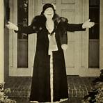 Where was Marie Dressler buried?4