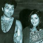 Did Sunny Deol have a love affair with Dimple Kapadia?3