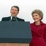 what did ronald reagans mother do for a living country3