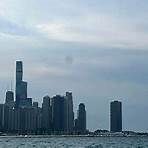 is the magnificent mile close to the navy pier in dc near airport code1