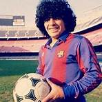 How many siblings does Diego Maradona have?2