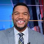 Is Michael Strahan married?2