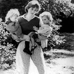 diana princess of wales pictures of mother and father4