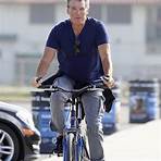 pierce brosnan altura4