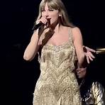 taylor swift eras tour outfits white crop and skirt-3
