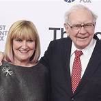 does warren buffett have a daughter with wife son2
