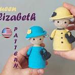 queen elizabeth ii coronation porcelain doll2