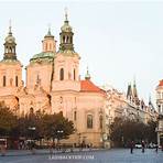 how long is the square in prague england4