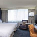 Does DoubleTree by Hilton Hotel Nashville Downtown have airport transfer services?1