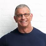 Who are the current Chief Operating Officers of Chef Robert Irvine?2