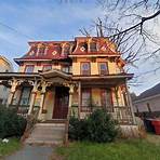 What is a Victorian Second Empire home?2