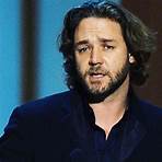 How did Russell Crowe become famous?3