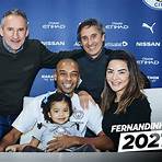 Where did Fernandinho start his career?1