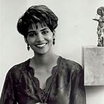 halle berry young2
