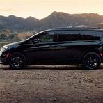 chrysler pacifica minivan reviews3