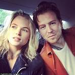 gabriella wilde husband3