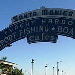 where is santa monica beach5