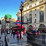 buckingham palace gift shop3