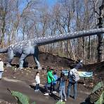 Does Bronx Zoo offer a Dinosaur Safari?4