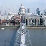 millennium bridge london construction4