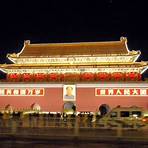 Who built the Forbidden City?1