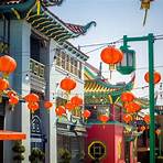 Is Chinatown a good place to visit in San Francisco?2
