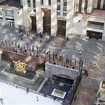 what is the rockefeller center famous for food2