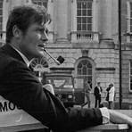 Roger Moore2