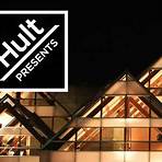 how many events take place at the hult center each year and write2