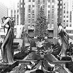 when is the 88th rockefeller center christmas tree lit with candles youtube3
