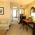 Does Embassy Suites by Hilton Nashville at Vanderbilt have an airport shuttle?1