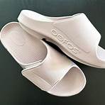 clarks sandals for men in wide width1