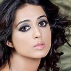 Mahie Gill1