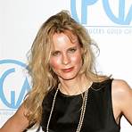 Lori Singer2