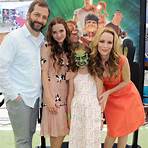 judd apatow and leslie mann daughters1