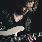 duff mckagan bass1