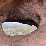 papago park hole in the rock3