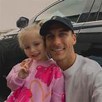 gorka marquez shirtless pics wife and daughter videos1